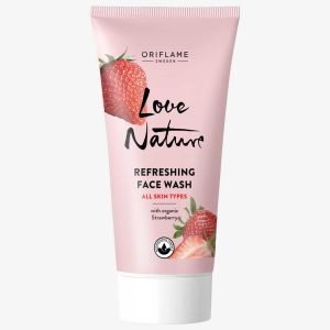 42042 SỮA RỬA MẶT – LOVE NATURE REFRESHING FACE WASH WITH ORGANIC STRAWBERRY